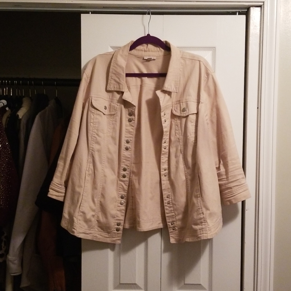 Khaki Jacket with pockets